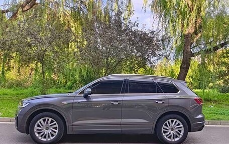 Volkswagen Touareg III, 2022 год, 5 670 006 рублей, 3 фотография