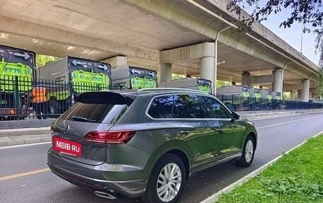 Volkswagen Touareg III, 2022 год, 5 670 006 рублей, 6 фотография