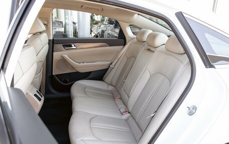 Hyundai Sonata VII, 2019 год, 1 355 000 рублей, 18 фотография