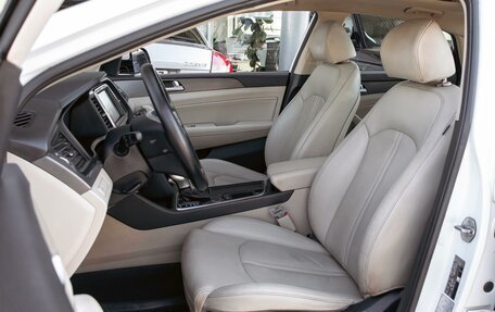 Hyundai Sonata VII, 2019 год, 1 355 000 рублей, 11 фотография