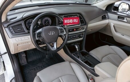 Hyundai Sonata VII, 2019 год, 1 355 000 рублей, 13 фотография