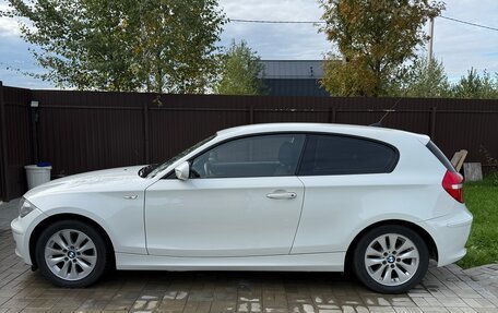BMW 1 серия, 2011 год, 970 000 рублей, 4 фотография