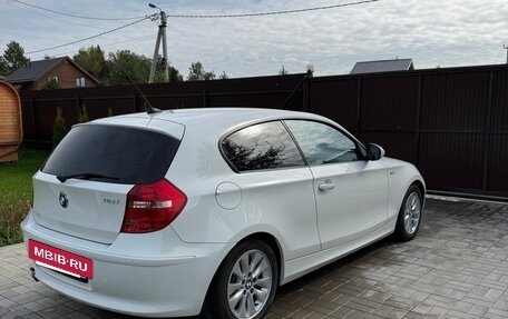 BMW 1 серия, 2011 год, 970 000 рублей, 6 фотография