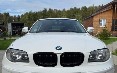 BMW 1 серия, 2011 год, 970 000 рублей, 7 фотография