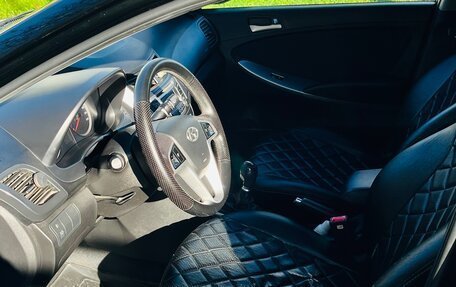 Hyundai Solaris II рестайлинг, 2014 год, 580 000 рублей, 3 фотография