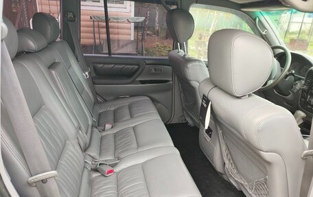 Toyota Land Cruiser 100 рестайлинг 2, 2000 год, 1 299 000 рублей, 10 фотография