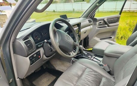 Toyota Land Cruiser 100 рестайлинг 2, 2000 год, 1 299 000 рублей, 14 фотография