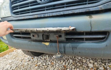 Toyota Land Cruiser 100 рестайлинг 2, 2000 год, 1 299 000 рублей, 24 фотография