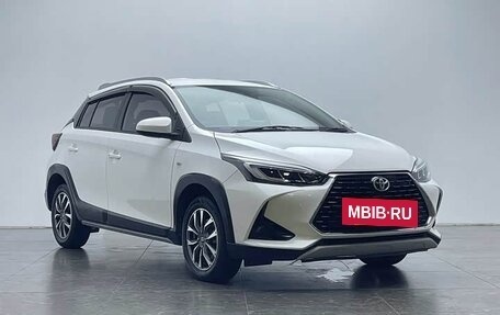 Toyota Yaris Cross, 2023 год, 1 535 000 рублей, 2 фотография
