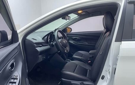 Toyota Yaris Cross, 2023 год, 1 535 000 рублей, 13 фотография