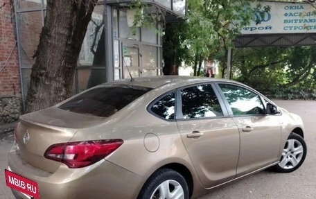 Opel Astra J, 2012 год, 600 000 рублей, 5 фотография