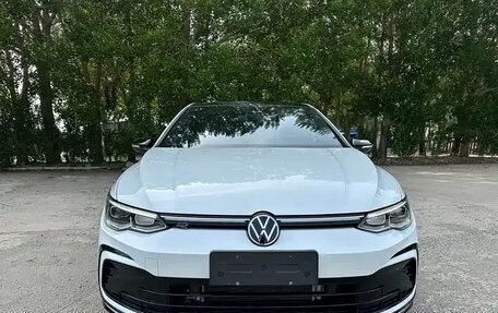 Volkswagen Golf VIII, 2023 год, 2 250 000 рублей, 1 фотография