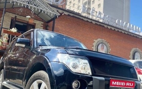 Mitsubishi Pajero IV, 2010 год, 1 799 000 рублей, 1 фотография