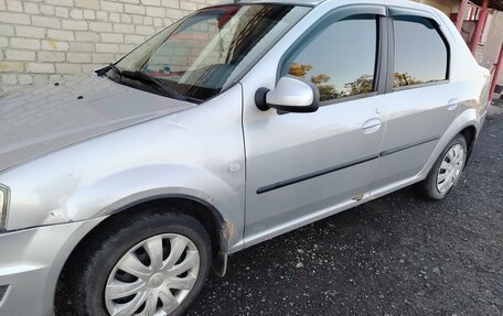 Renault Logan I, 2013 год, 380 000 рублей, 5 фотография