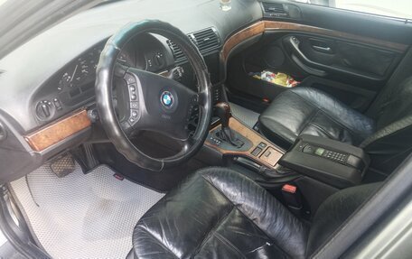 BMW 5 серия, 2001 год, 650 000 рублей, 10 фотография