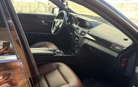 Mercedes-Benz E-Класс, 2012 год, 1 860 000 рублей, 6 фотография