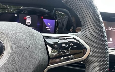 Volkswagen Golf VIII, 2023 год, 2 250 000 рублей, 11 фотография