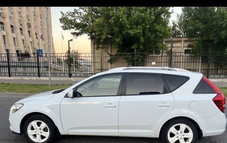 KIA cee'd I рестайлинг, 2011 год, 650 000 рублей, 6 фотография