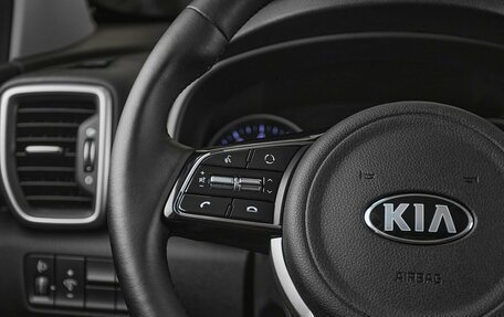 KIA Sportage IV рестайлинг, 2018 год, 1 899 000 рублей, 11 фотография