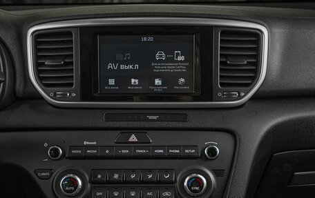 KIA Sportage IV рестайлинг, 2018 год, 1 899 000 рублей, 15 фотография