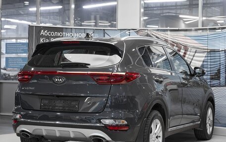 KIA Sportage IV рестайлинг, 2018 год, 1 899 000 рублей, 6 фотография