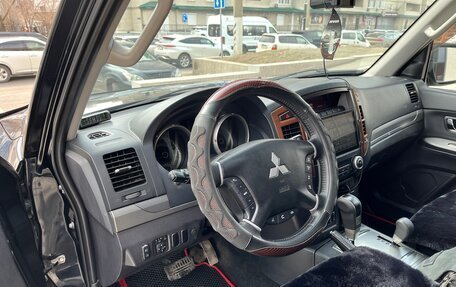 Mitsubishi Pajero IV, 2010 год, 1 799 000 рублей, 8 фотография
