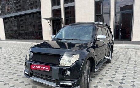 Mitsubishi Pajero IV, 2010 год, 1 799 000 рублей, 2 фотография