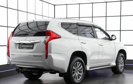 Mitsubishi Pajero Sport III рестайлинг, 2019 год, 2 799 000 рублей, 4 фотография