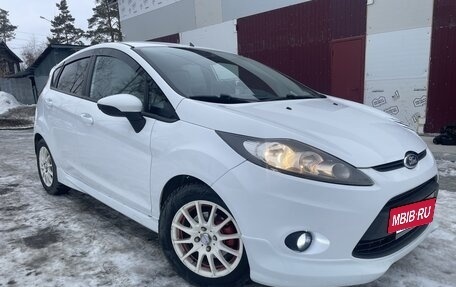 Ford Fiesta, 2011 год, 700 000 рублей, 2 фотография