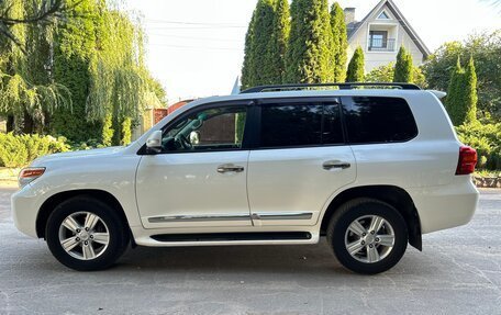 Toyota Land Cruiser 200, 2013 год, 4 000 000 рублей, 3 фотография