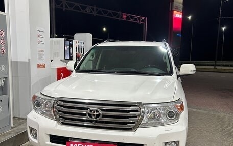 Toyota Land Cruiser 200, 2013 год, 4 000 000 рублей, 12 фотография
