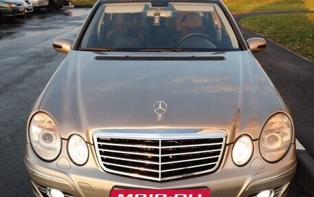 Mercedes-Benz E-Класс, 2004 год, 680 000 рублей, 10 фотография