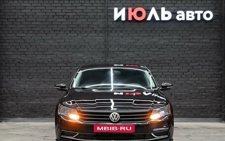 Volkswagen Passat B8 рестайлинг, 2016 год, 1 750 000 рублей, 2 фотография