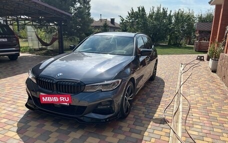 BMW 3 серия, 2019 год, 3 890 000 рублей, 2 фотография