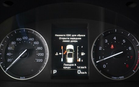 Land Rover Freelander II рестайлинг 2, 2013 год, 1 750 000 рублей, 14 фотография