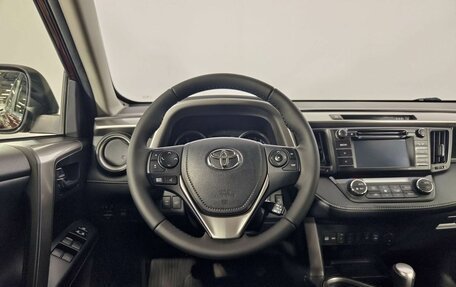 Toyota RAV4, 2016 год, 2 229 000 рублей, 9 фотография