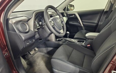 Toyota RAV4, 2016 год, 2 229 000 рублей, 18 фотография