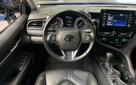 Toyota Camry, 2021 год, 2 895 000 рублей, 14 фотография