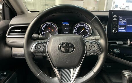 Toyota Camry, 2021 год, 2 895 000 рублей, 15 фотография