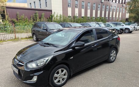 Hyundai Solaris II рестайлинг, 2012 год, 700 000 рублей, 3 фотография