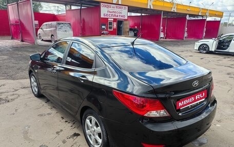 Hyundai Solaris II рестайлинг, 2012 год, 700 000 рублей, 6 фотография