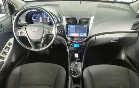 Hyundai Solaris II рестайлинг, 2011 год, 619 000 рублей, 14 фотография