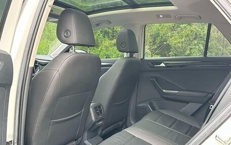 Volkswagen T-Roc I, 2022 год, 2 239 000 рублей, 13 фотография