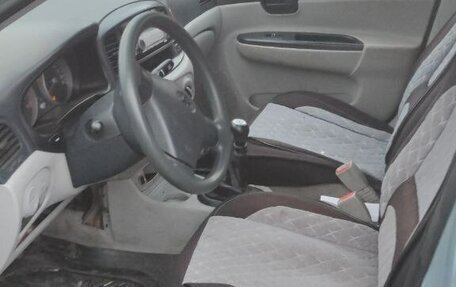 Hyundai Verna II, 2007 год, 160 000 рублей, 6 фотография