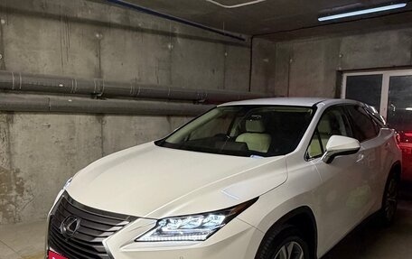 Lexus RX IV рестайлинг, 2017 год, 4 100 000 рублей, 2 фотография