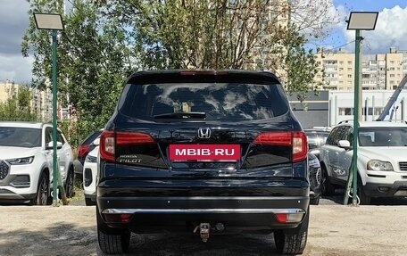 Honda Pilot III рестайлинг, 2016 год, 2 129 000 рублей, 7 фотография