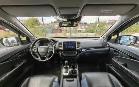 Honda Pilot III рестайлинг, 2016 год, 2 129 000 рублей, 13 фотография
