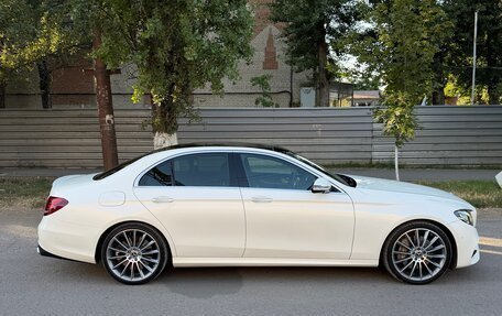 Mercedes-Benz E-Класс, 2017 год, 3 800 000 рублей, 7 фотография