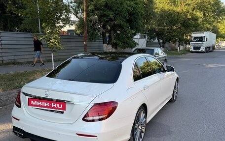 Mercedes-Benz E-Класс, 2017 год, 3 800 000 рублей, 6 фотография