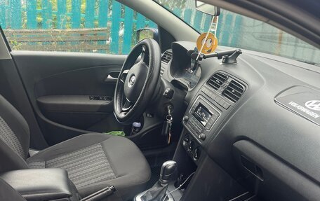 Volkswagen Polo VI (EU Market), 2017 год, 1 150 000 рублей, 6 фотография